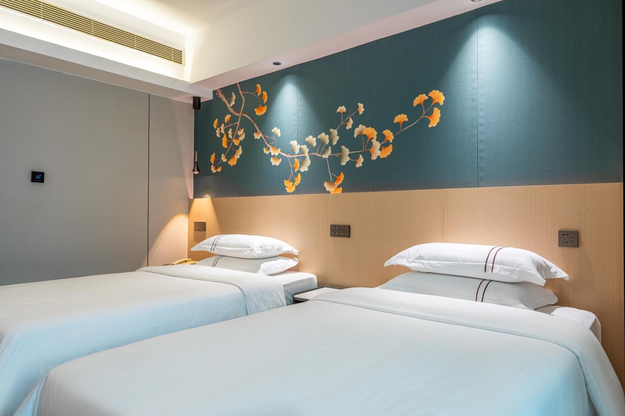 Waifiden Hotel -Former Tokai Hotel - Xiaobei Metro Station - During The Canton Fair, There Will Be Shuttle Buses For Transportation Back And Forth Екстериор снимка