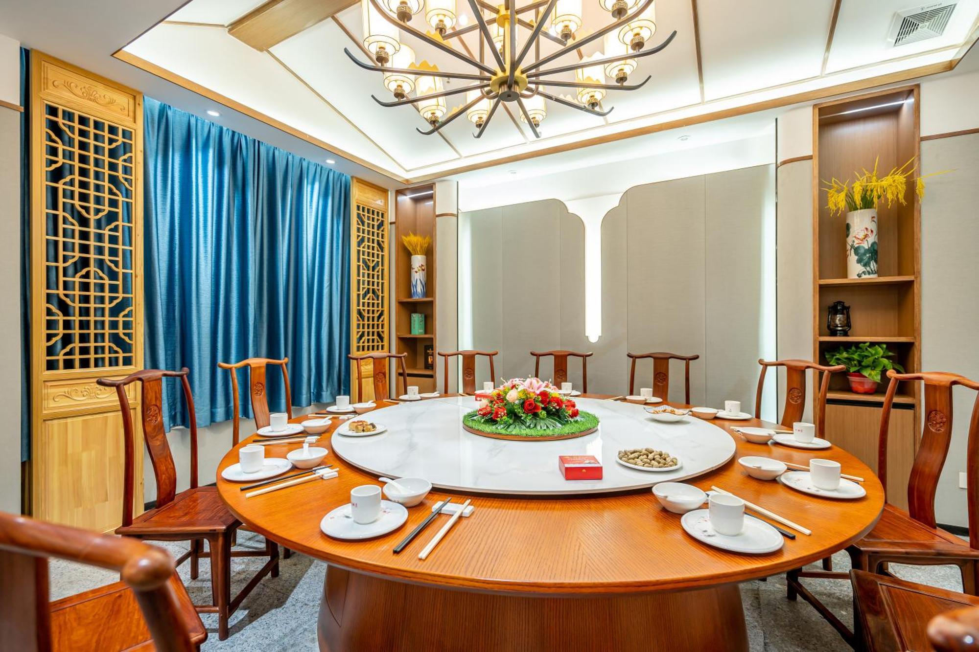 Waifiden Hotel -Former Tokai Hotel - Xiaobei Metro Station - During The Canton Fair, There Will Be Shuttle Buses For Transportation Back And Forth Екстериор снимка