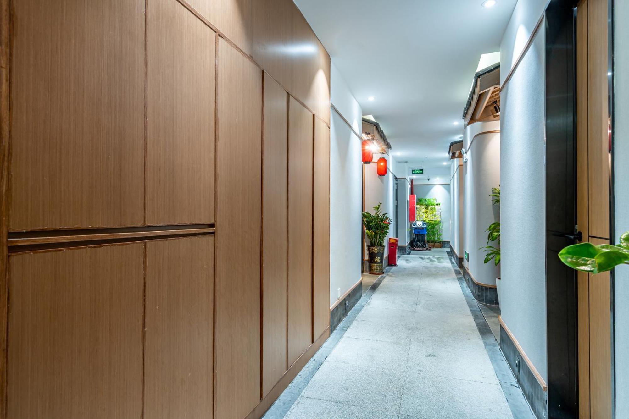 Waifiden Hotel -Former Tokai Hotel - Xiaobei Metro Station - During The Canton Fair, There Will Be Shuttle Buses For Transportation Back And Forth Екстериор снимка