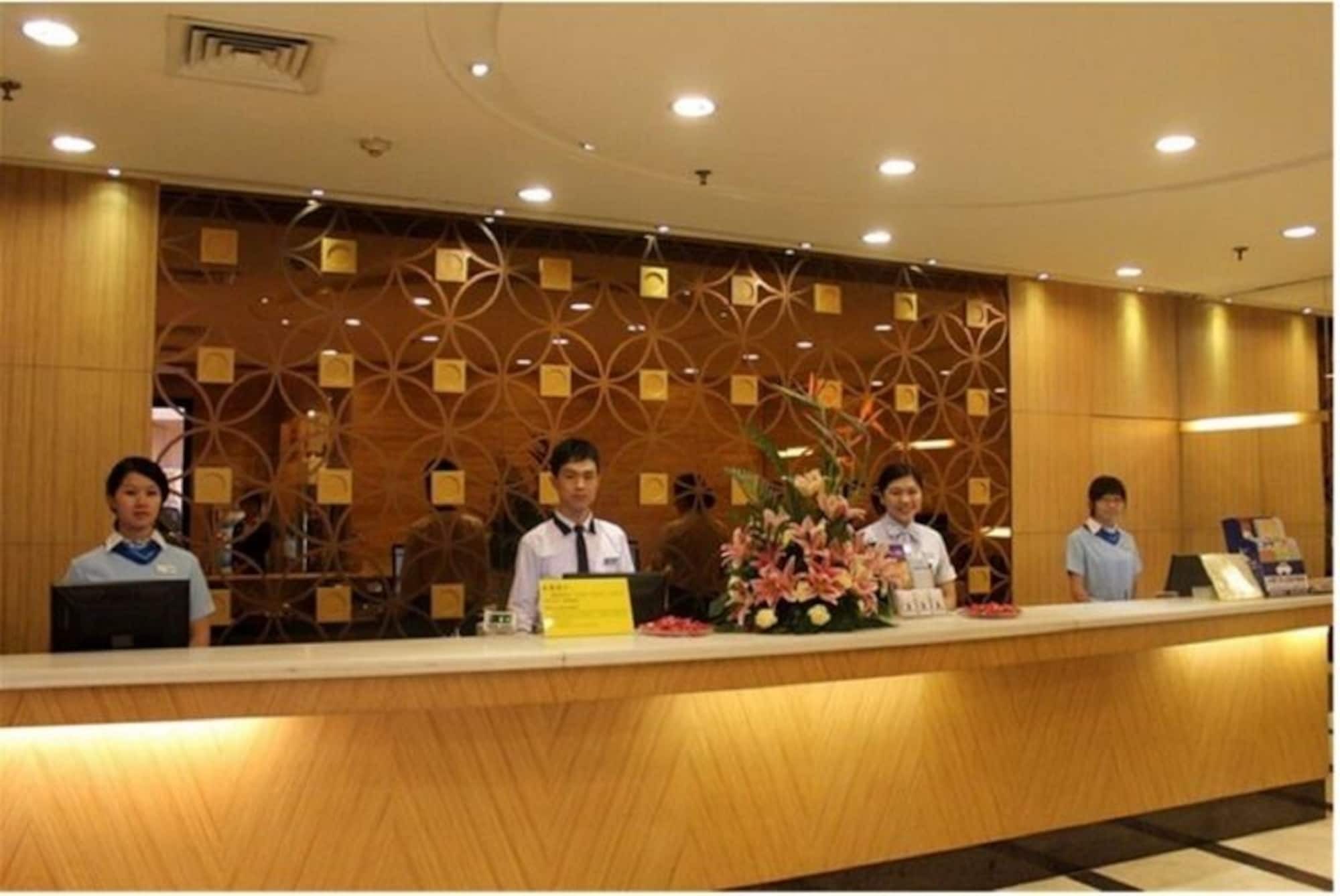 Waifiden Hotel -Former Tokai Hotel - Xiaobei Metro Station - During The Canton Fair, There Will Be Shuttle Buses For Transportation Back And Forth Екстериор снимка